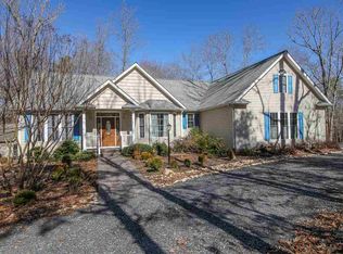 6 Barefoot Ln, Palmyra, VA 22963
