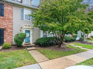 26 Townsend Ct, Franklin Park, NJ 08823