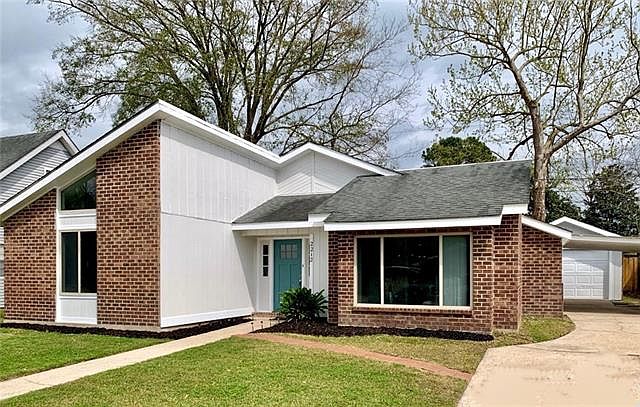 1st image of 2212 Tiffany Dr