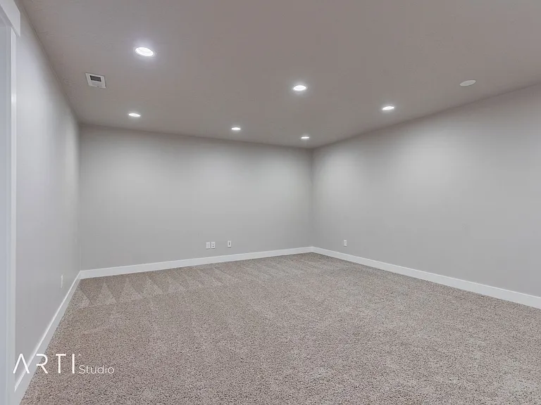 1317 N Silver Crest Dr — Photo 8