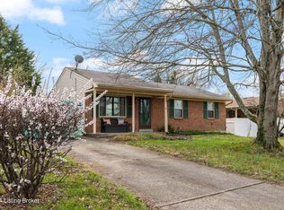 5002 Woodsend Rd, Louisville, KY 40229