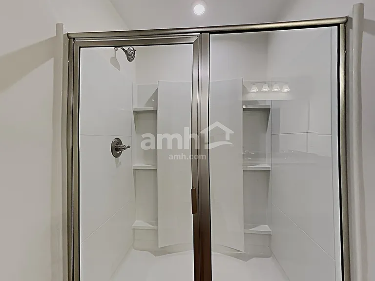 5061 Twin River Dr — Photo 16