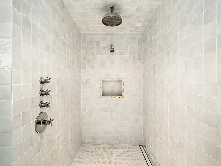 4500 River Wood Ct — Photo 21