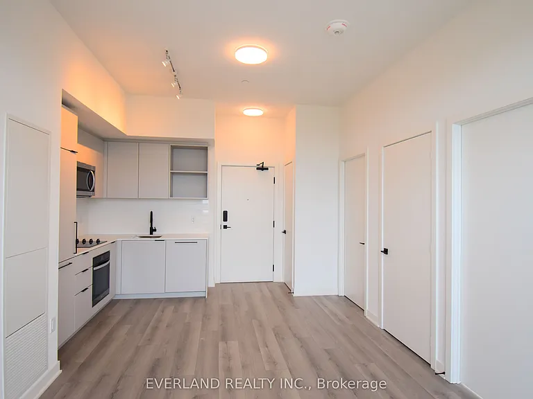 1185 Dupont St #1105 — Photo 20