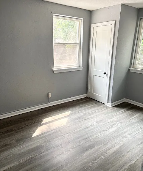 311 Forrest Ave #2 — Photo 6