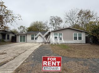 143 Huxley Dr, San Antonio, TX 78218