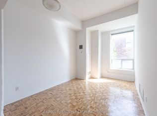 1407 Dupont St #401, Toronto, ON M6H 4J7