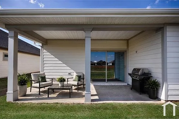 302 Allene Way — Photo 24