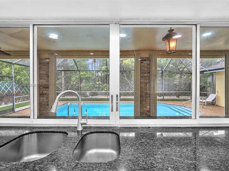3441 N Hills Dr — Photo 14