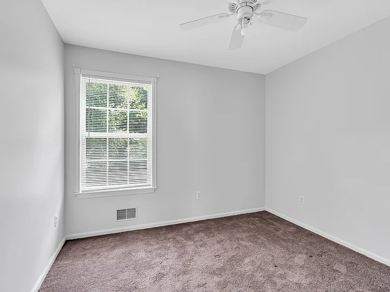 333 Nighthawk Ln — Photo 46