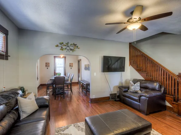 3507 / 3509 / 3511 Dewey Ave Townhomes