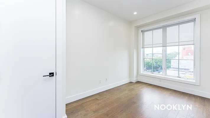 Rented by Nooklyn NYC LLC | media 25