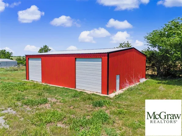 1580 N 14th St, Guthrie, OK 73044