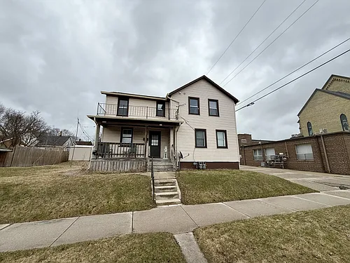 913A S 17th St Photo 1