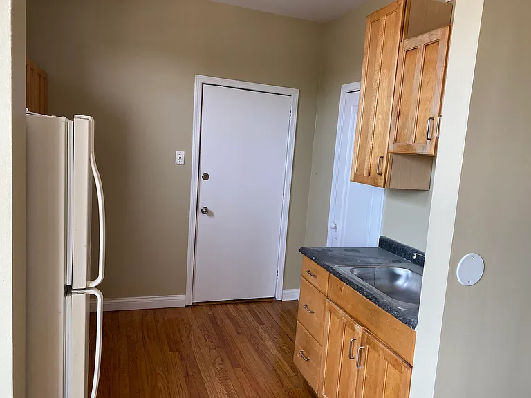 1548 N Parkside Ave #307 — Photo 6