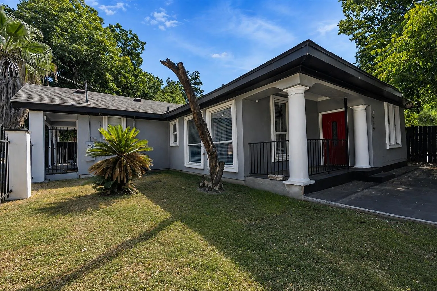 4 bed, 2.0 bath, 1640 sqft, $4,500 — Photo 3
