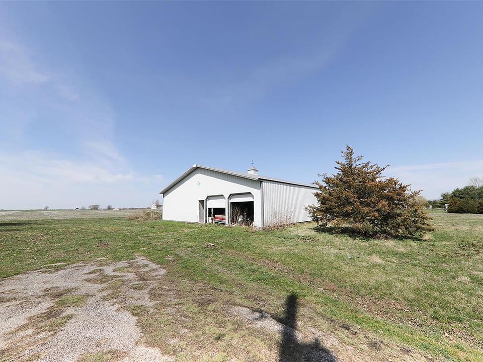 2nd image of 1365 Cypress Rd