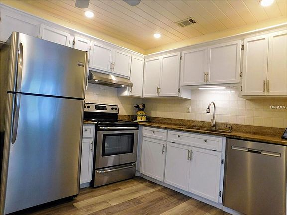 5th image of 6840 S Biscayne Dr