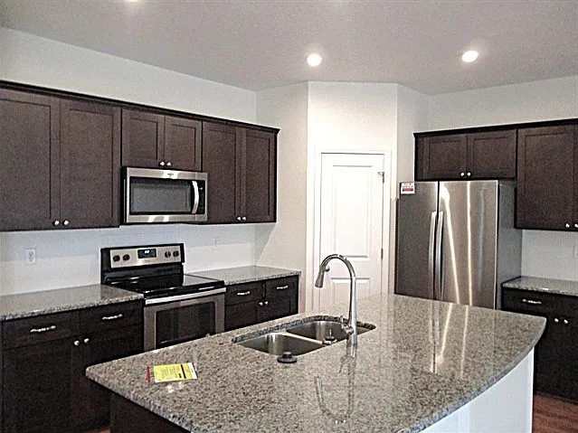 8179 Coral Vine Ct — Photo 4