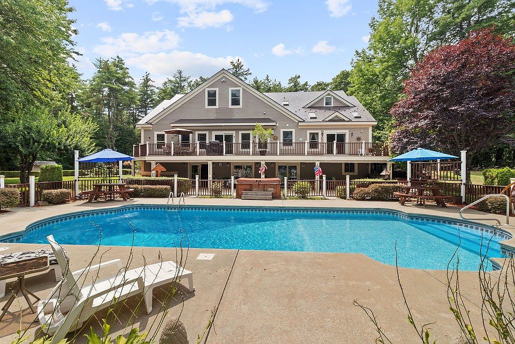 183 Pleasant Street, Epping, NH 03042 Zillow