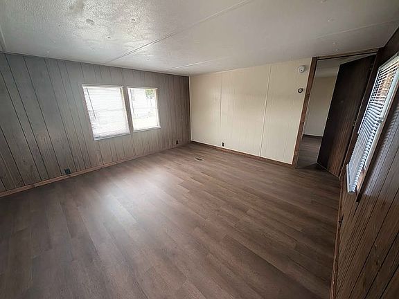 2nd image of 2060 Winston Rd #6A