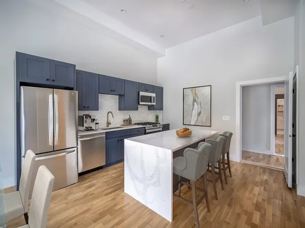 46 Union St #11, Weymouth, MA 02190