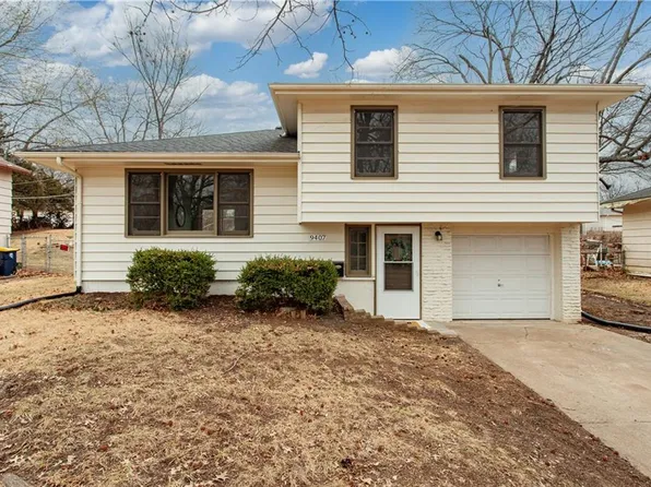 9407 Palmer Ave, Kansas City, MO 64138