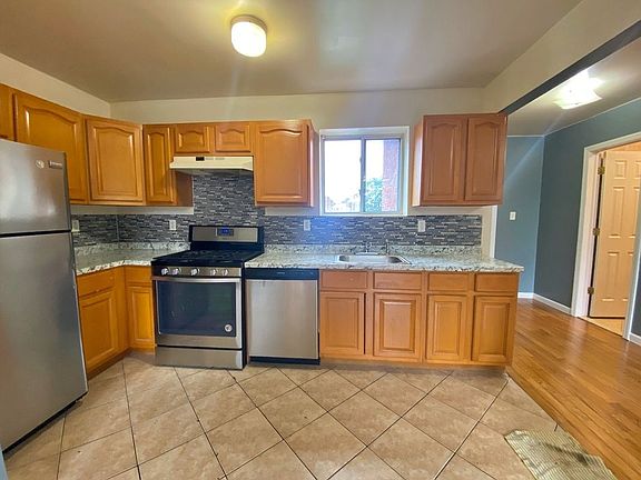 2nd image of 57-17 108th St #3