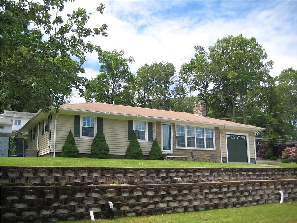 1st image of 70 Grandview Dr