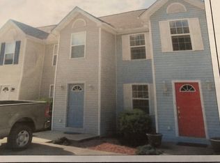 718 Jordan Pl, Nitro, WV 25143