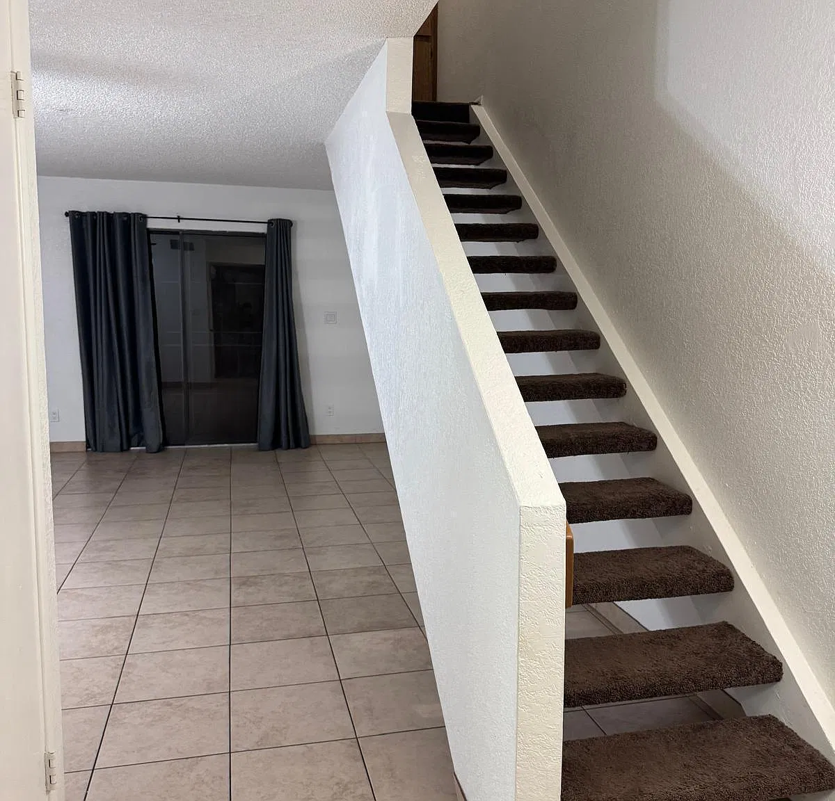 2 bed, 1.5 bath, 984 sqft, $1,700 — Photo 1