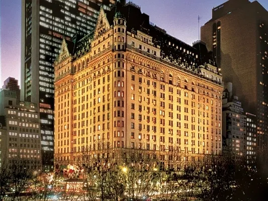 Rented by A & I Broadway | media 21