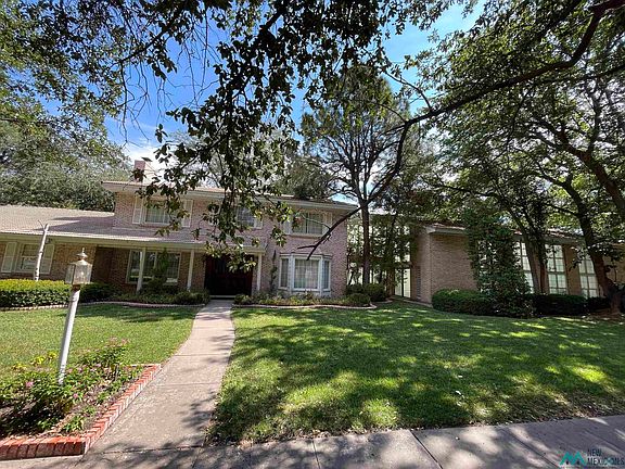 2nd image of 2511 Gaye Dr