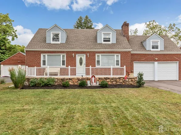 16 Lake Ave, Somerset, NJ 08873