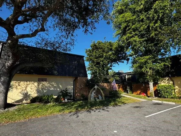 2494 Waterside Drive #4c, Lake Worth, FL 33461
