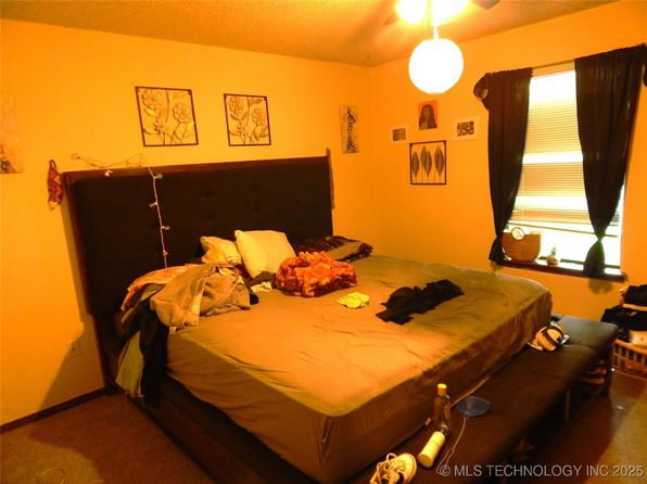 tulsa-oklahoma-440335500 picture