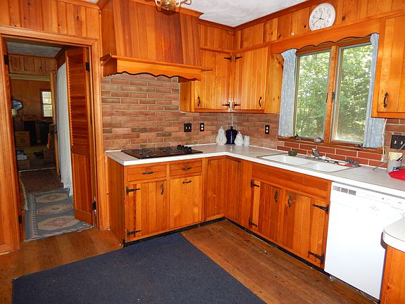 5th image of 1670 Princeton Dr