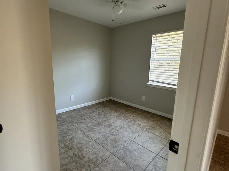 600 Edmondson Rd — Photo 7