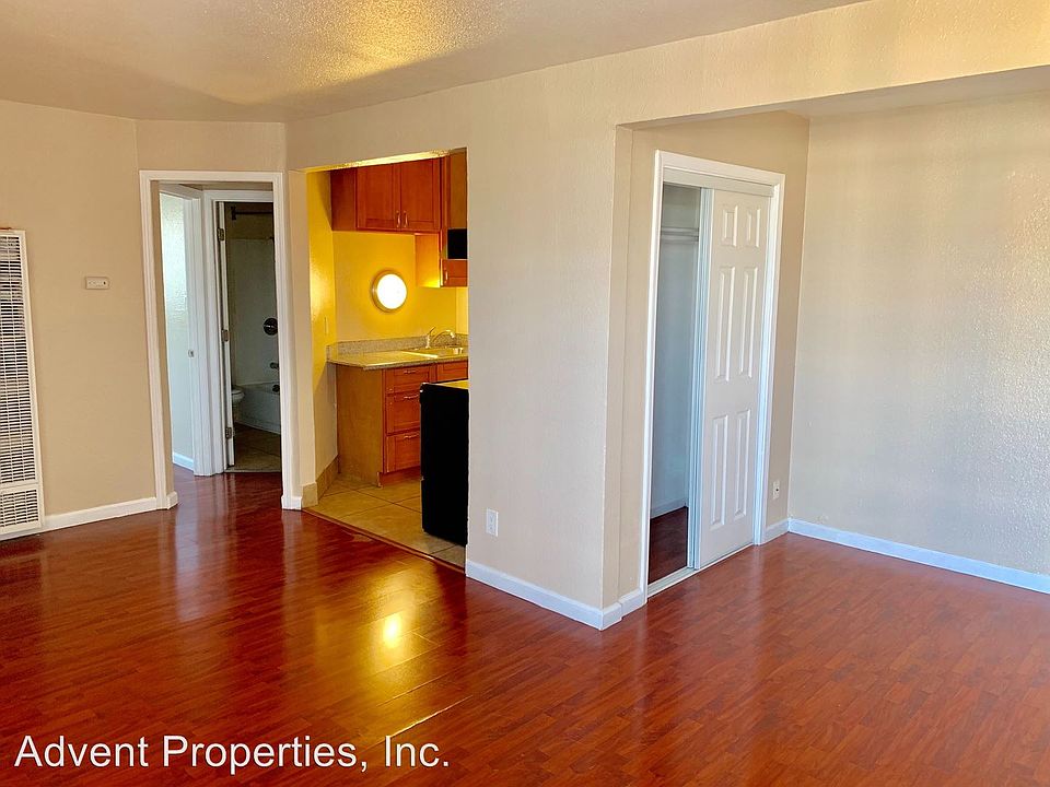 1st image of 7979 Macarthur Blvd APT 7