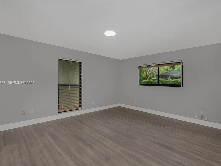 12725 SW 80th Ave — Photo 28