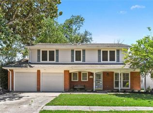 417 Lynnmeade Rd, Gretna, LA 70056