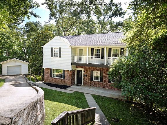 4th image of 1902 Massey Cir