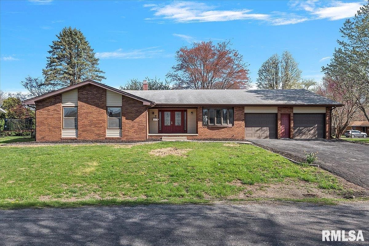 7 Glenwood Ln, Chatham, IL 62629 Zillow