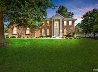 100 Deer Meadow Ct, Saint Peters, MO 63304