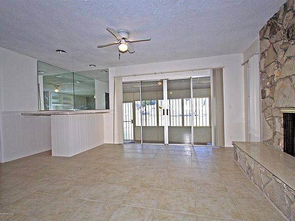 5th image of 3507 Knoll Crest Ave