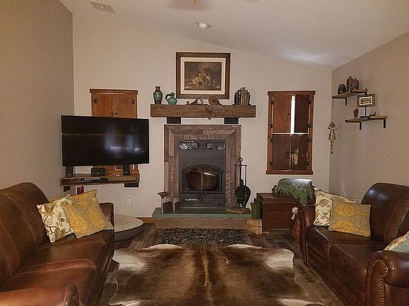 2nd image of 401 S Cottrell Dr