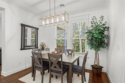 4th image of 27 Glyndebourne Dr