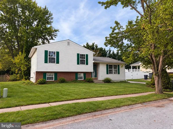 11 Tuscarora Trl, Taneytown, MD 21787