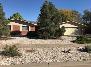 711 La Fonda Dr, Roswell, NM 88201