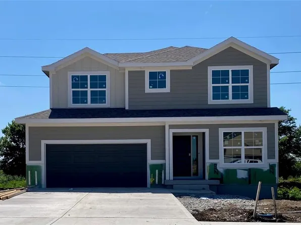 19338 Skyview Ln, Spring Hill, KS 66083